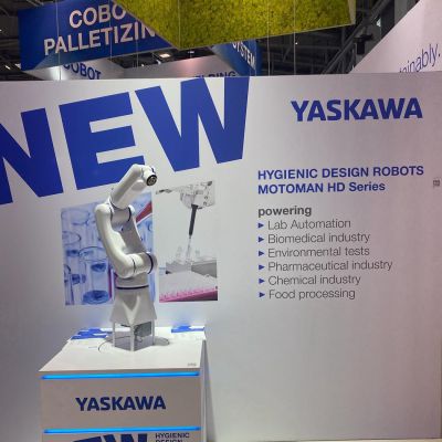 yaskawa-robotFDB6C98F-FB71-8D12-938B-48AF60DA2F3D.jpg